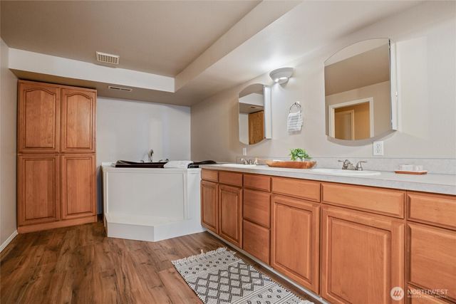 5735 SE Alpine Road, Olalla, WA 98359