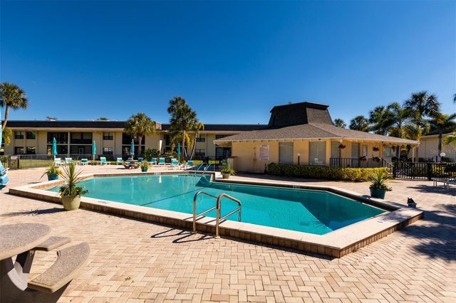12300 VONN ROAD 7104, Largo, FL 33774