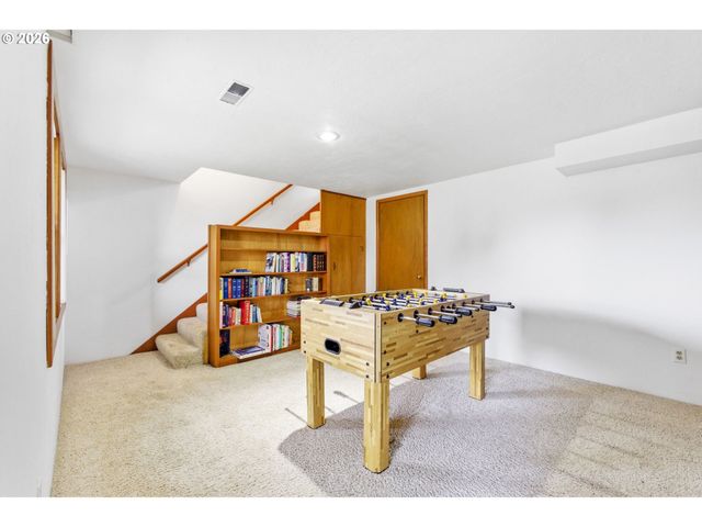 4064 S BARRETT St, Salem, OR 97302