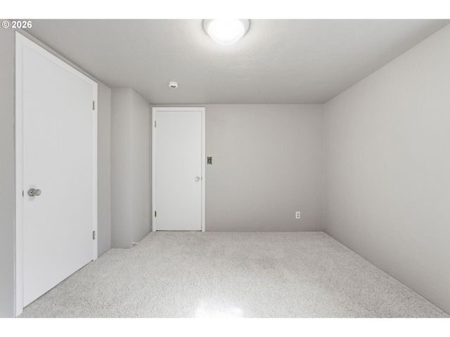 4064 S BARRETT St, Salem, OR 97302