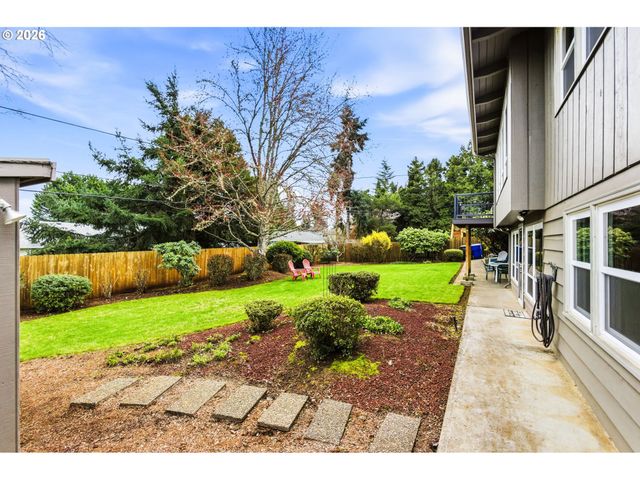 4064 S BARRETT St, Salem, OR 97302