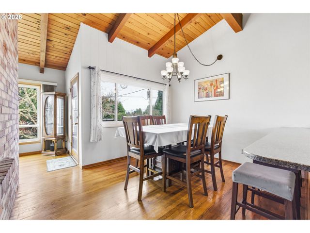 4064 S BARRETT St, Salem, OR 97302