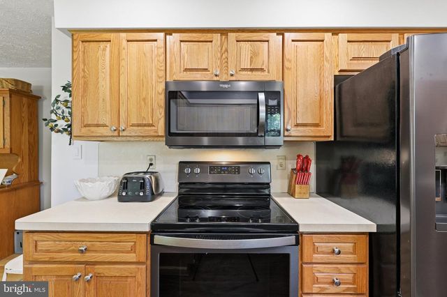 2277 GREENSBURG RD, Martinsburg, WV 25404