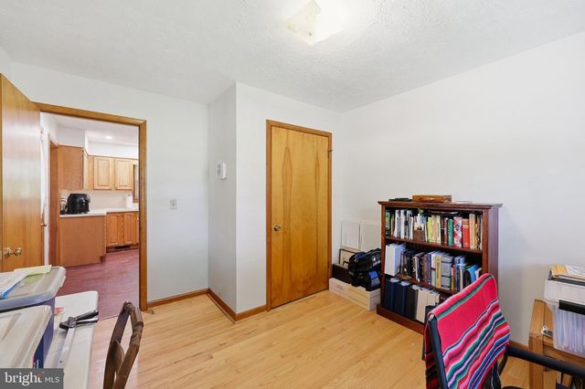 2277 GREENSBURG RD, Martinsburg, WV 25404