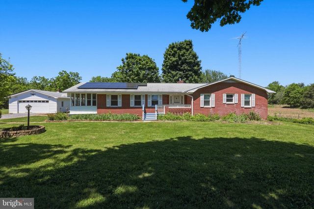 2277 GREENSBURG RD, Martinsburg, WV 25404