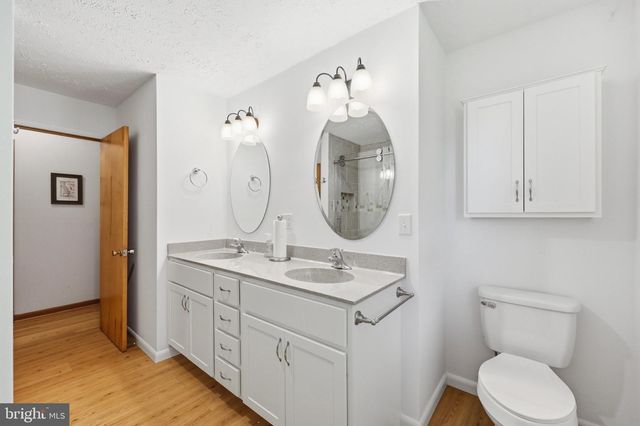 2277 GREENSBURG RD, Martinsburg, WV 25404
