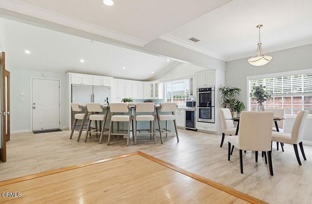 1115 W Briarcroft Road, Claremont, CA 91711
