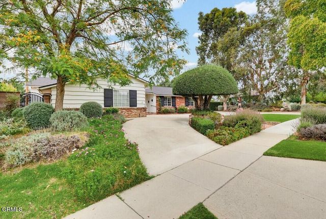 1115 W Briarcroft Road, Claremont, CA 91711