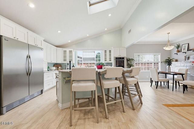 1115 W Briarcroft Road, Claremont, CA 91711