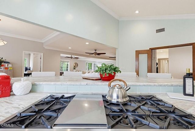 1115 W Briarcroft Road, Claremont, CA 91711