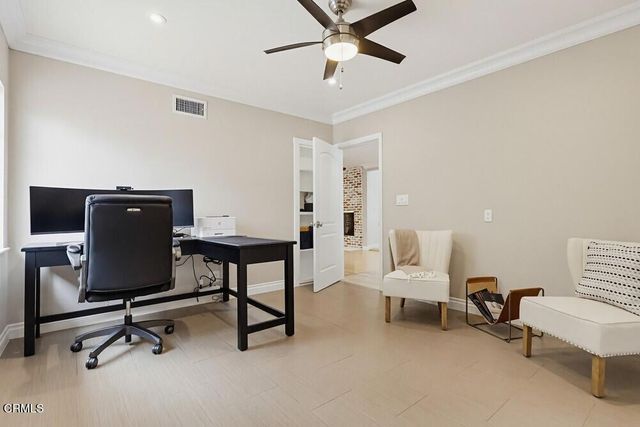 1115 W Briarcroft Road, Claremont, CA 91711