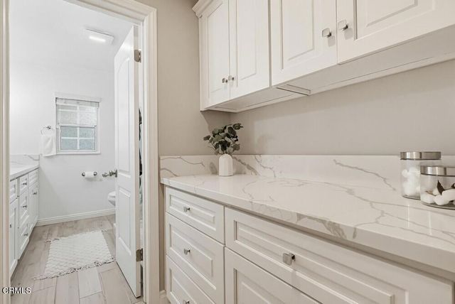 1115 W Briarcroft Road, Claremont, CA 91711