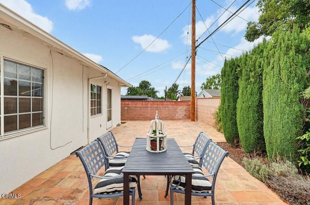 1115 W Briarcroft Road, Claremont, CA 91711