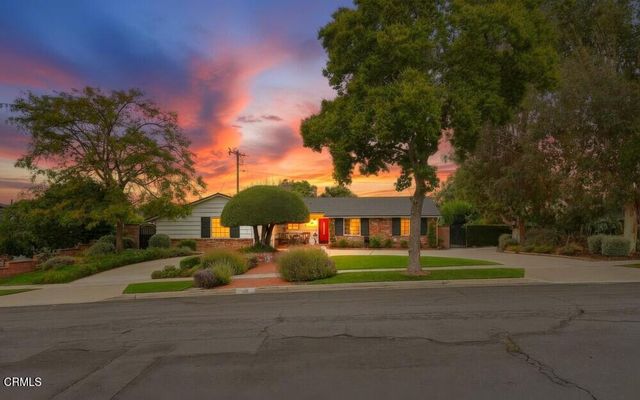 1115 W Briarcroft Road, Claremont, CA 91711