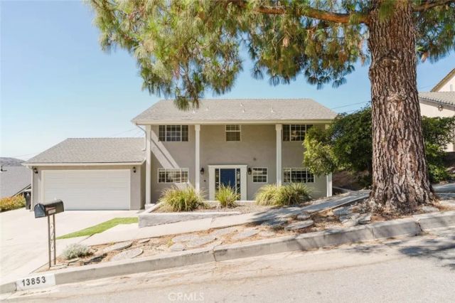 13853 Tucker Avenue, Sylmar, CA 91342