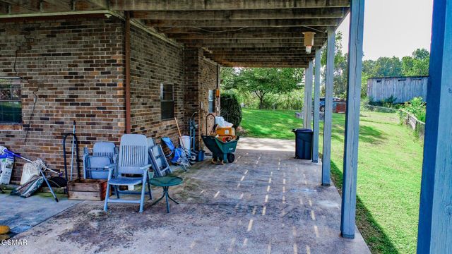 450 Cottage Way, Parrottsville, TN 37843