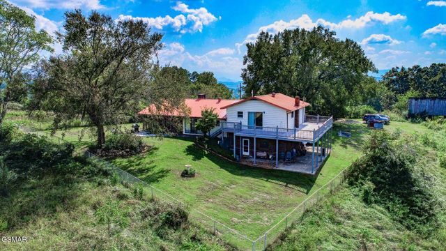 450 Cottage Way, Parrottsville, TN 37843