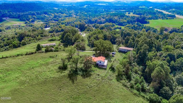 450 Cottage Way, Parrottsville, TN 37843