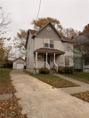 687 E 92nd Street, Cleveland, OH 44108
