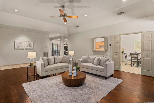 1611 Eagle Point, San Antonio, TX 78248