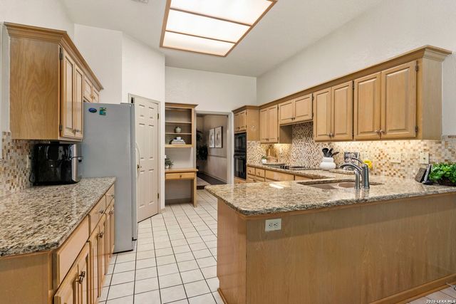 1611 Eagle Point, San Antonio, TX 78248