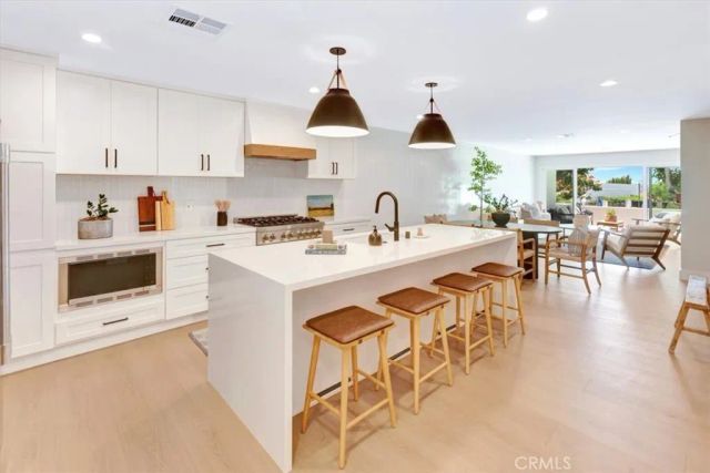 2005 Barranca, Newport Beach, CA 92660