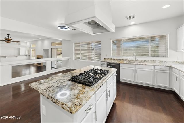 5426 N 137TH Avenue, Litchfield Park, AZ 85340