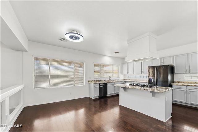 5426 N 137TH Avenue, Litchfield Park, AZ 85340