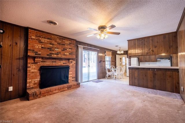 1055 Whispering Pines Drive, Kernersville, NC 27284