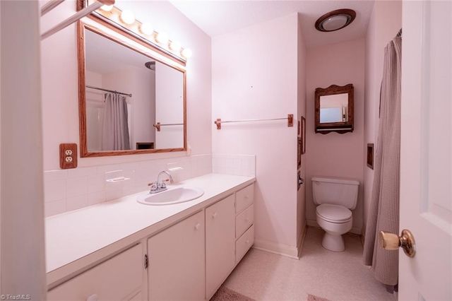 1055 Whispering Pines Drive, Kernersville, NC 27284