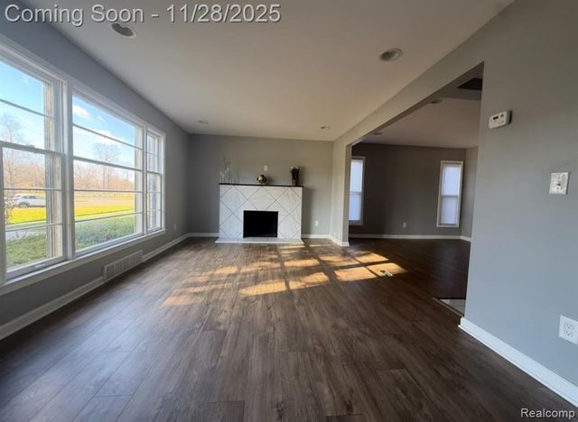 10310 W Outer Drive, Detroit, MI 48223