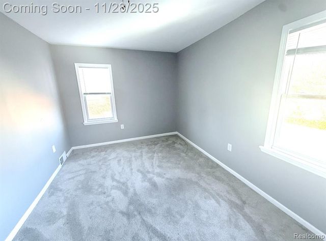 10310 W Outer Drive, Detroit, MI 48223