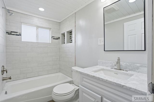 190 Henry Avenue, Pocatello, ID 83202