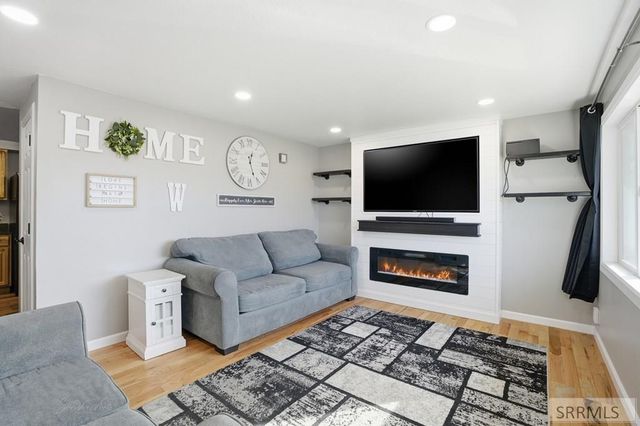 190 Henry Avenue, Pocatello, ID 83202