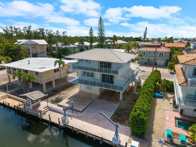 106 Lisbon Court, Lower Matecumbe, FL 33036