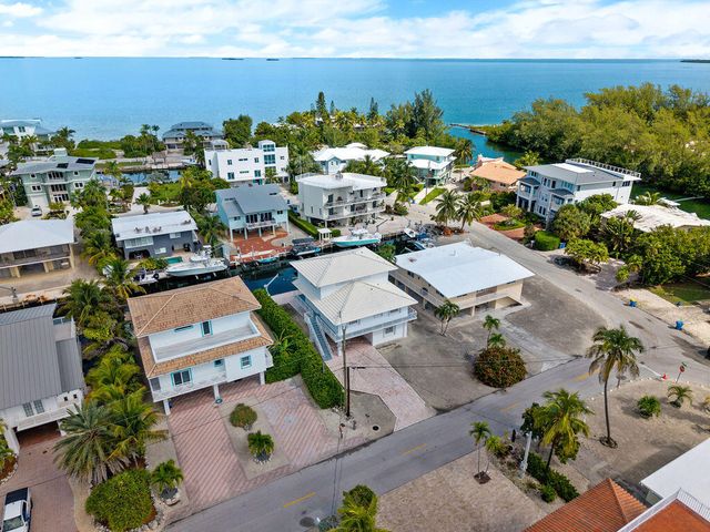 106 Lisbon Court, Lower Matecumbe, FL 33036