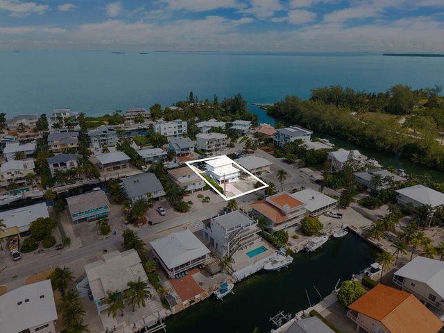 106 Lisbon Court, Lower Matecumbe, FL 33036