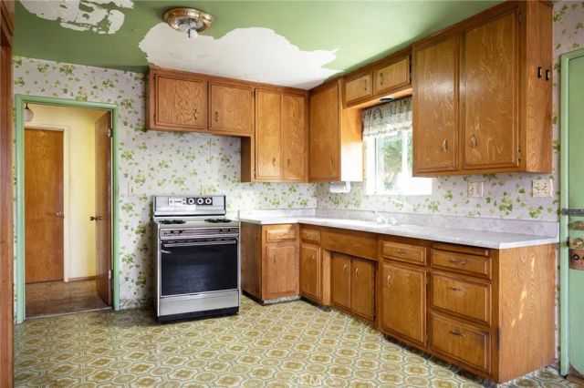 18018 Jersey, Artesia, CA 90701