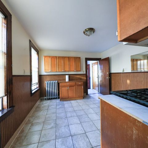 522 Summer St 3, Lynn, MA 01905