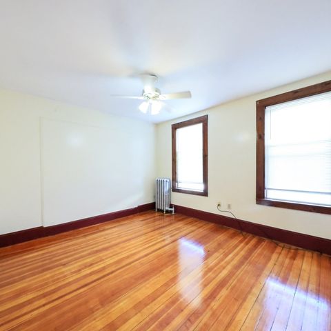 522 Summer St 3, Lynn, MA 01905