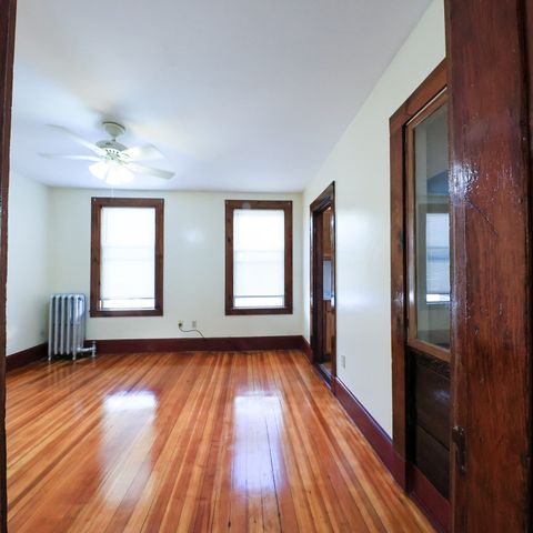 522 Summer St 3, Lynn, MA 01905