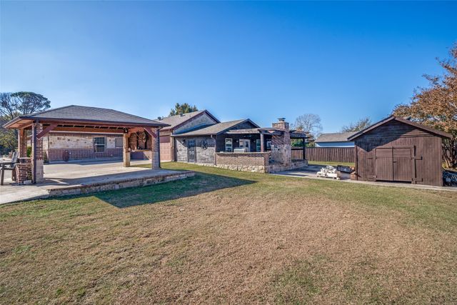 308 Sheri Lane, Roanoke, TX 76262