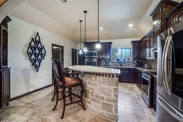 308 Sheri Lane, Roanoke, TX 76262