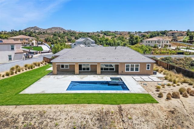 17457 Bretton Woods Place, Riverside, CA 92504