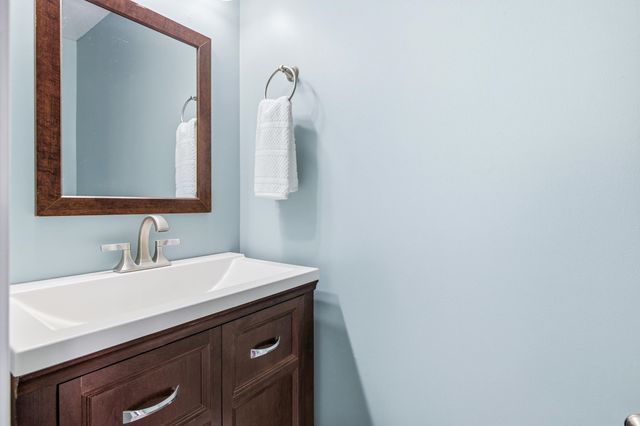 102 KADIES LN, Edinburg, VA 22824