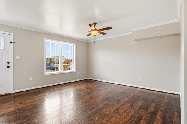 102 KADIES LN, Edinburg, VA 22824