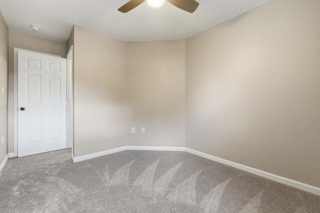 102 KADIES LN, Edinburg, VA 22824