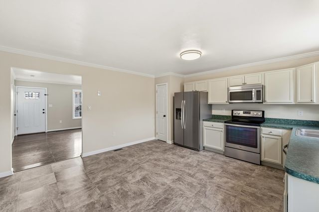 102 KADIES LN, Edinburg, VA 22824