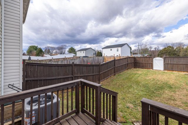 102 KADIES LN, Edinburg, VA 22824