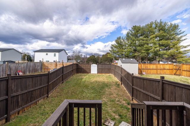 102 KADIES LN, Edinburg, VA 22824